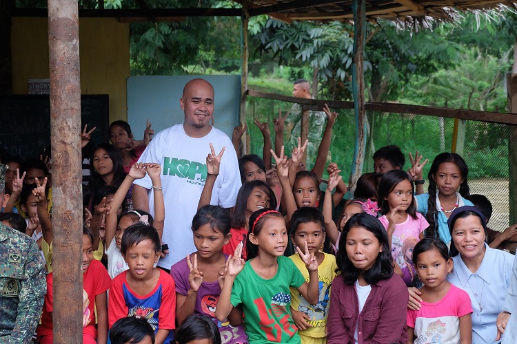 Travel with a Purpose: Gift Giving in Tawi-Tawi